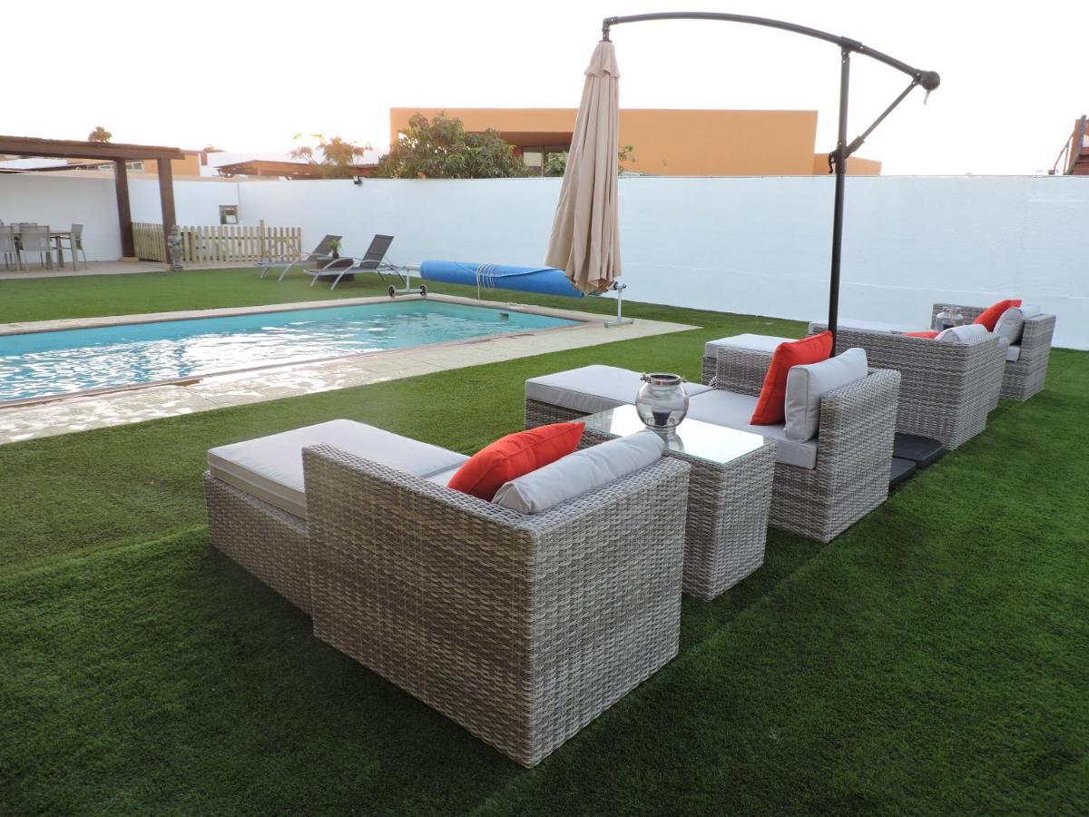 Villa Ventura - Piscina Climatizada & Aire Acondicionado Caleta De Fuste Luaran gambar