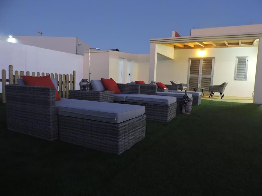Villa Ventura - Piscina Climatizada & Aire Acondicionado Caleta De Fuste Luaran gambar