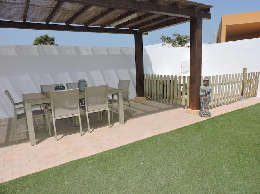 Villa Ventura - Piscina Climatizada & Aire Acondicionado Caleta De Fuste Luaran gambar